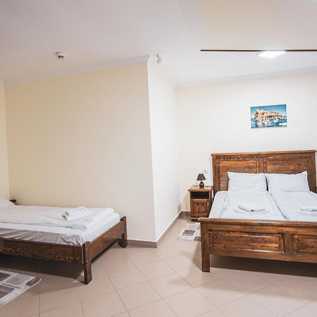 Hotel Rabbit Bran Moieciu de Jos Extérieur photo