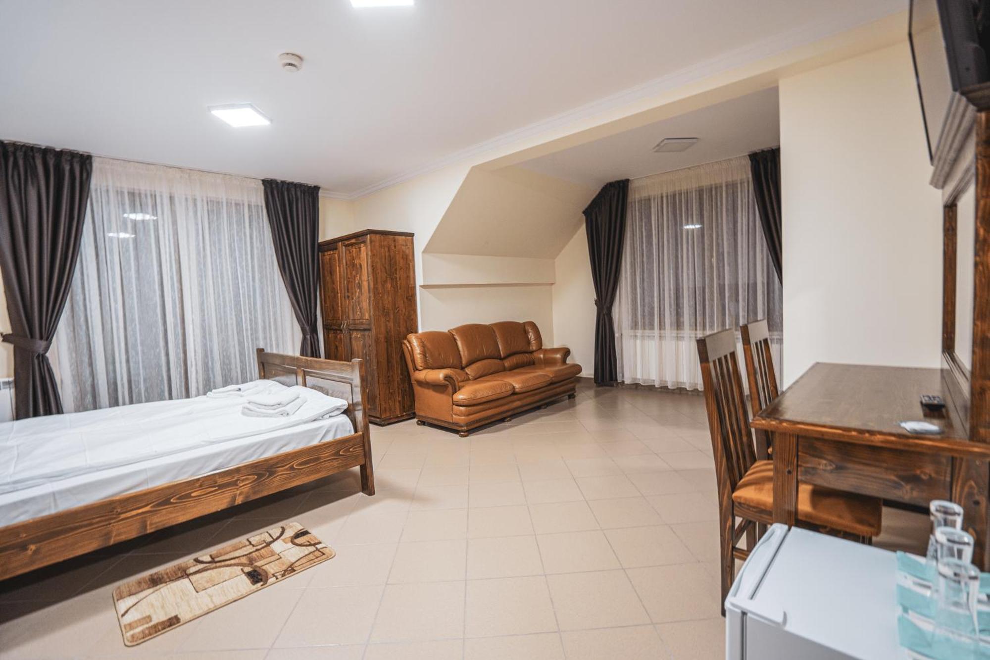 Hotel Rabbit Bran Moieciu de Jos Extérieur photo