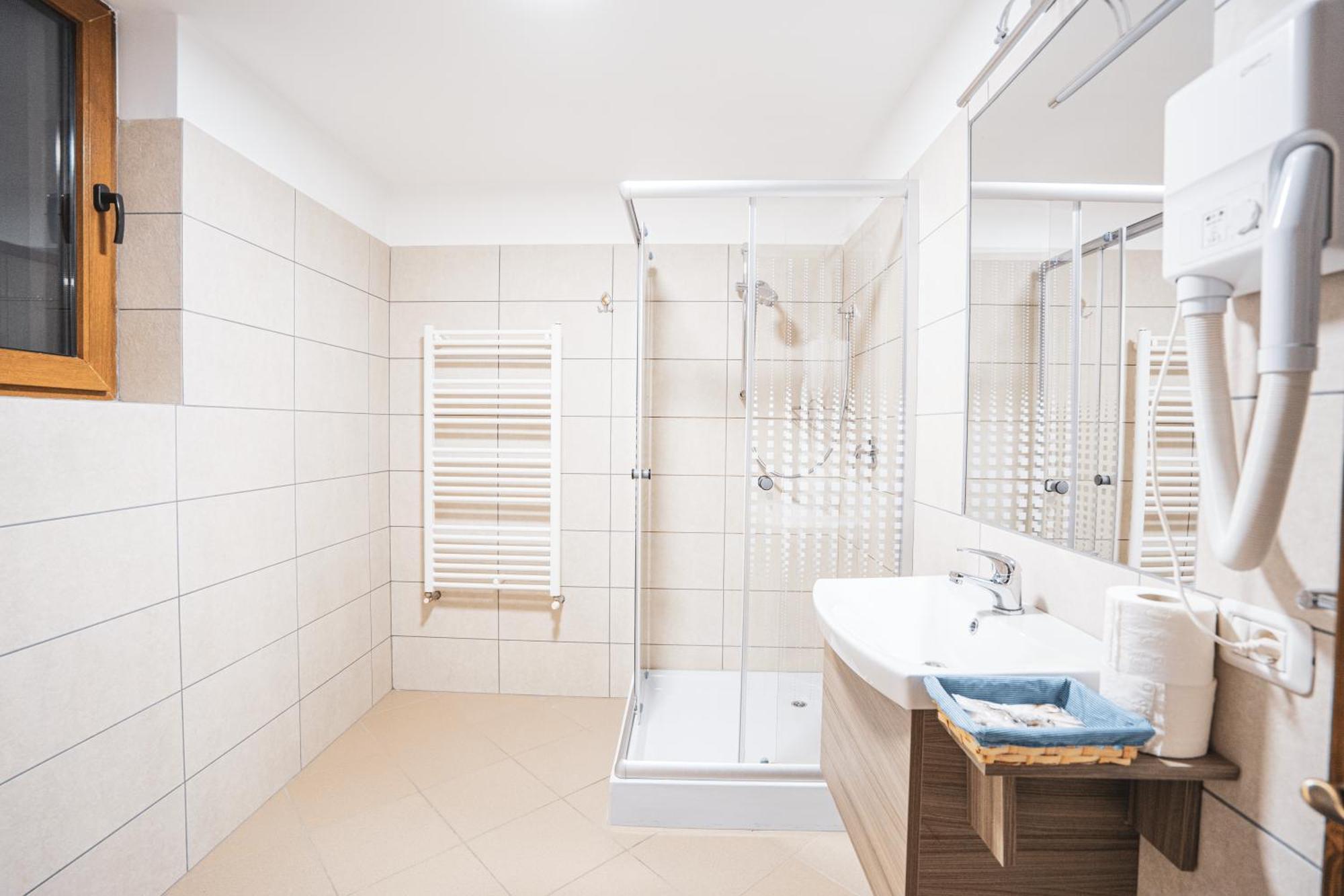 Hotel Rabbit Bran Moieciu de Jos Extérieur photo