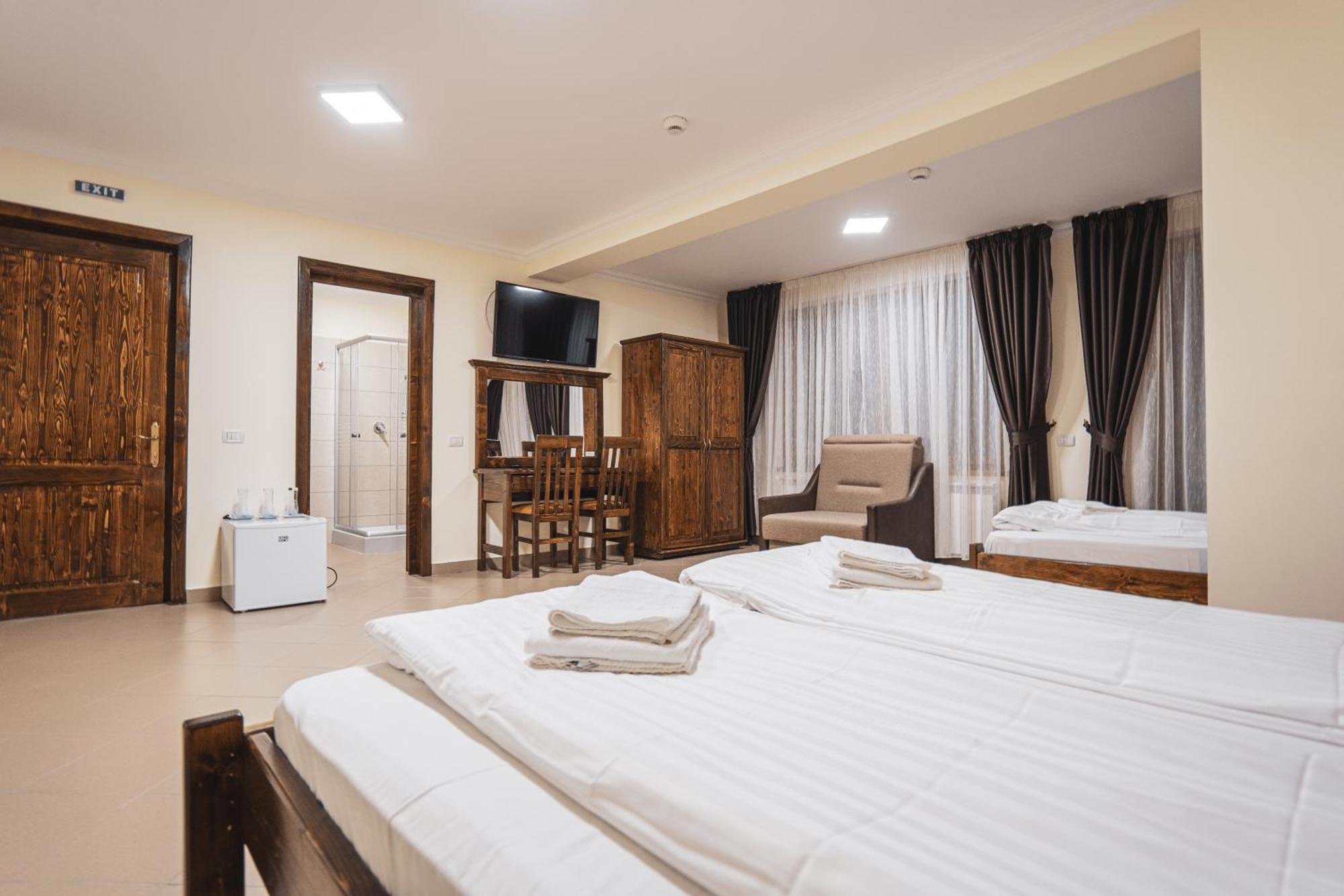 Hotel Rabbit Bran Moieciu de Jos Extérieur photo