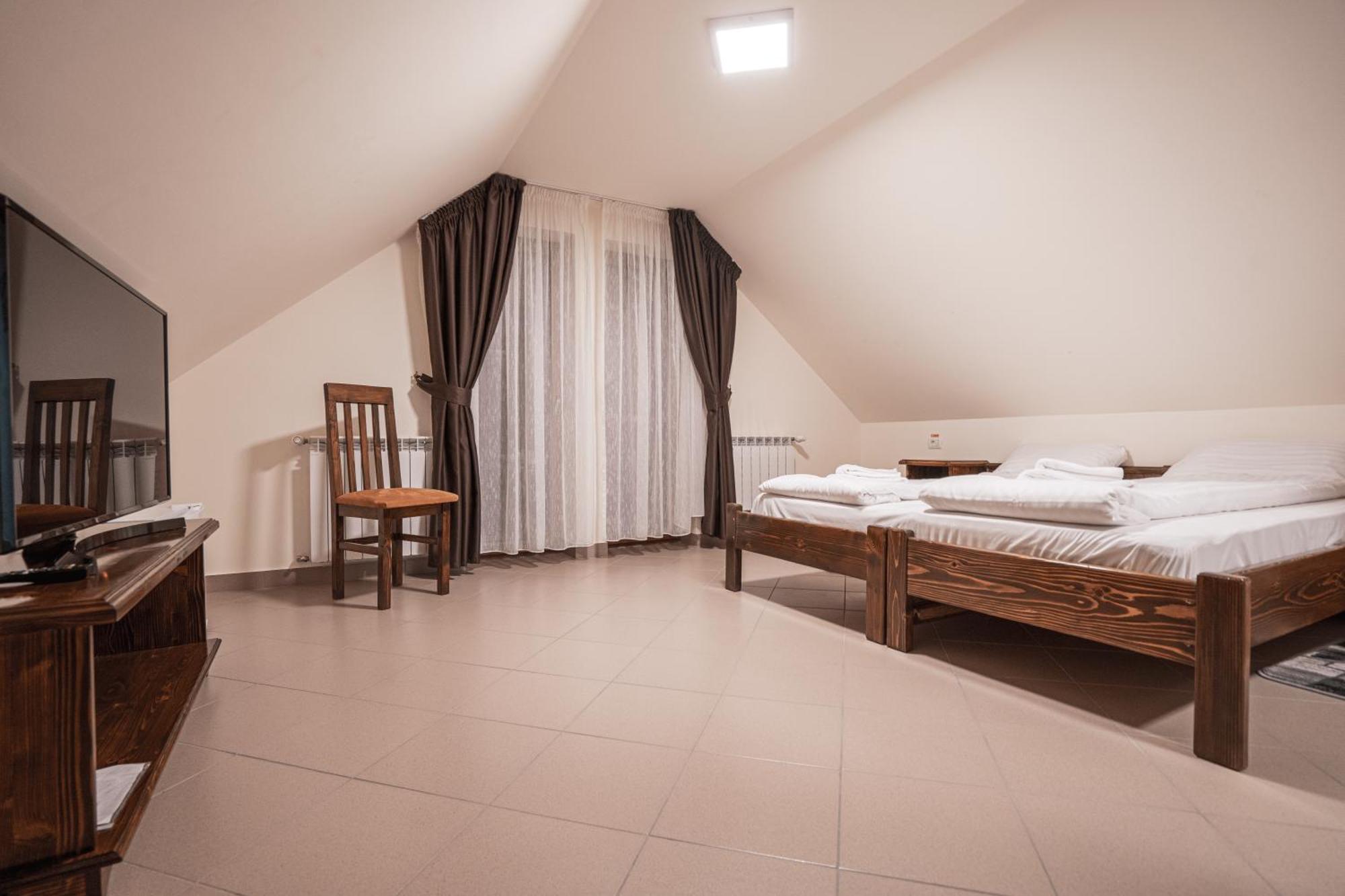 Hotel Rabbit Bran Moieciu de Jos Extérieur photo