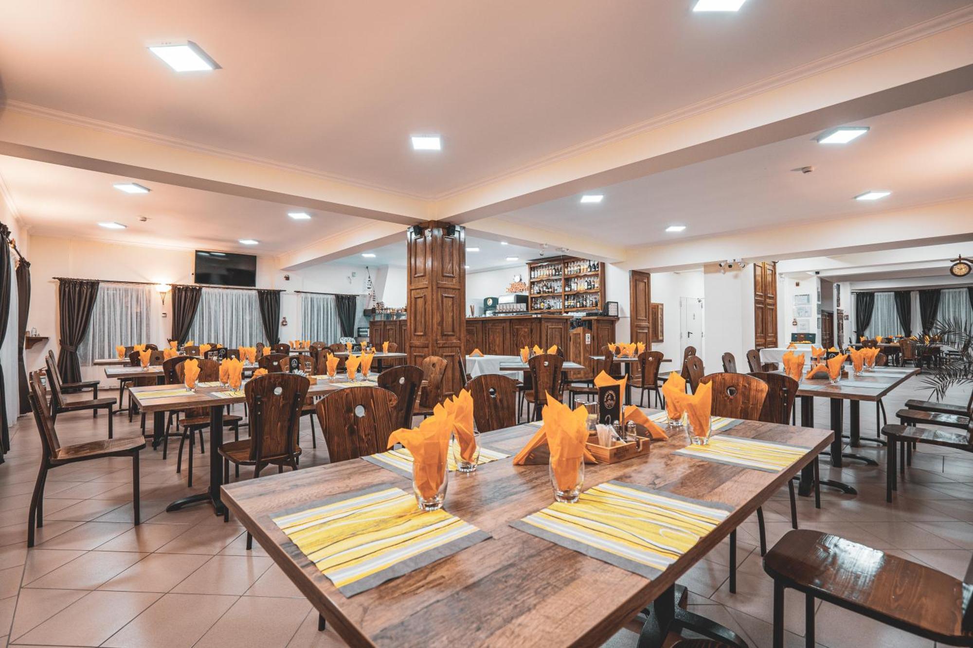 Hotel Rabbit Bran Moieciu de Jos Extérieur photo